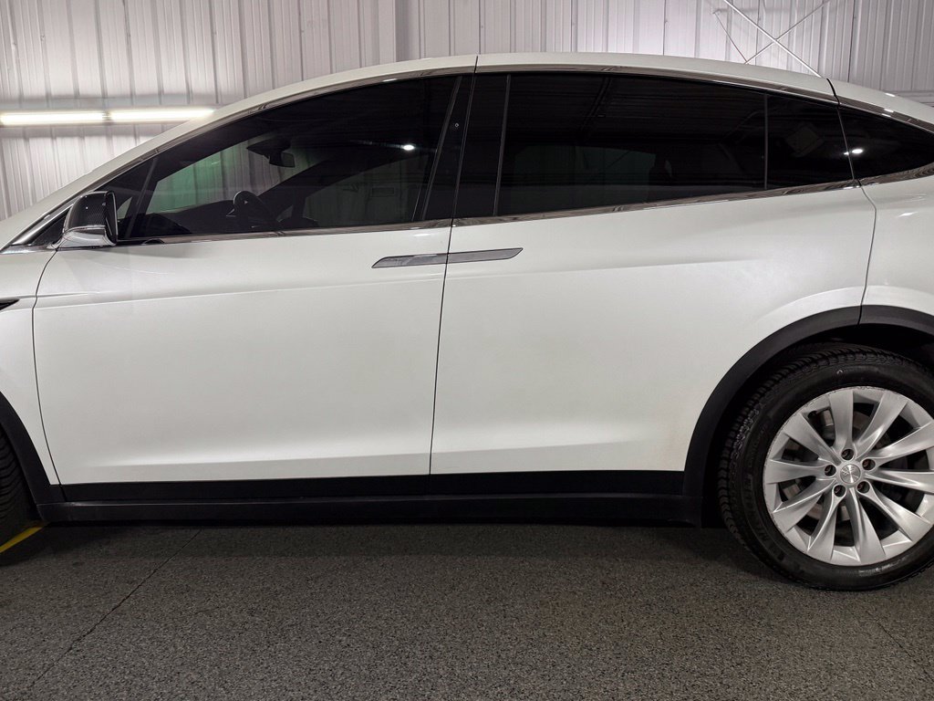 Used 2019 Tesla Model X Long Range AWD/4WD image 14