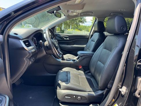 Used 2019 GMC Acadia SLT AWD/4WD image 9