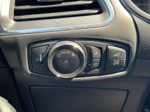 Used 2024 Ford Edge Titanium image 33