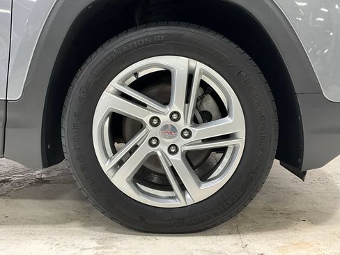 Used 2018 GMC Terrain SLE w/ Driver Convenience Package AWD/4WD image 12