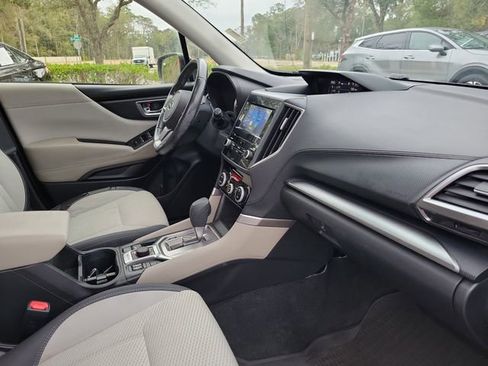 Used 2019 Subaru Forester Premium image 36
