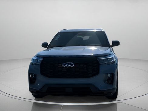 New 2026 Ford Explorer ST-Line image 8