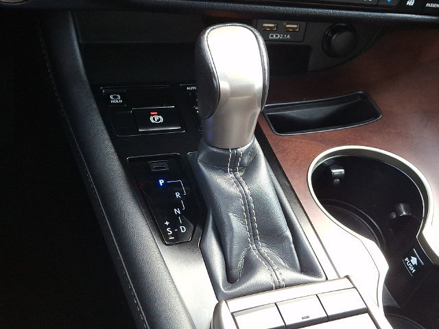 Used 2020 Lexus RX 450h AWD w/ Premium Package image 15