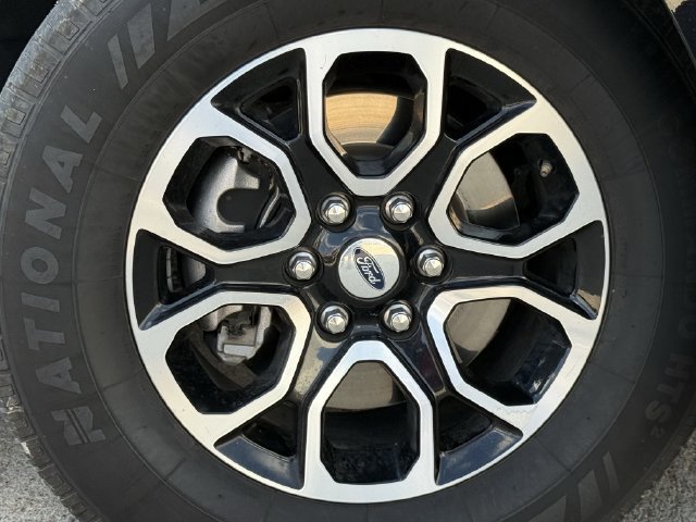 Used 2024 Ford Expedition XLT RWD image 10