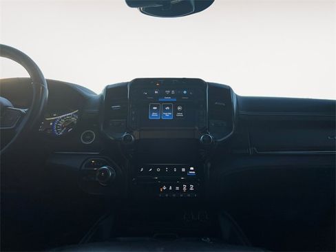 Used 2022 RAM 1500 Limited image 11