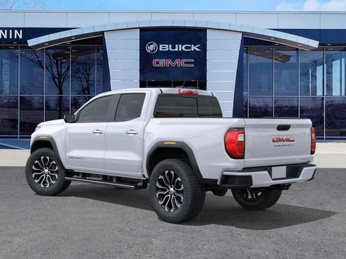 New 2026 GMC Canyon Denali image 4