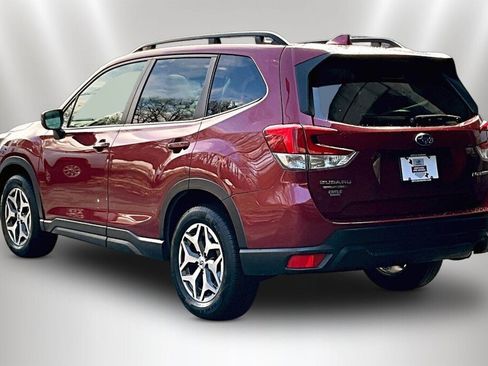 Certified 2023 Subaru Forester Premium image 4