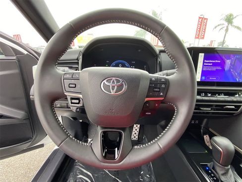 Certified 2025 Toyota Camry SE image 23