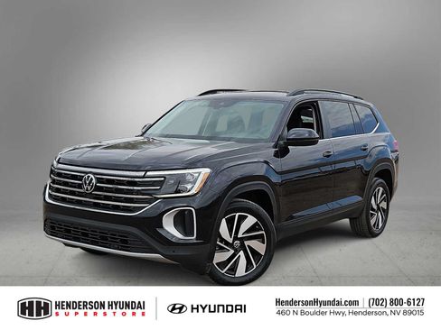 Used 2024 Volkswagen Atlas SE FWD image 1