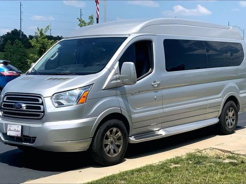Used 2016 Ford Transit 150 148 Low Roof w/ Exterior Upgrade Package RWD image 5