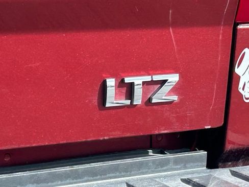 Used 2017 Chevrolet Silverado 1500 LTZ w/ LTZ Plus Package AWD/4WD image 5