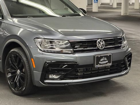 Certified 2021 Volkswagen Tiguan SE AWD/4WD image 38