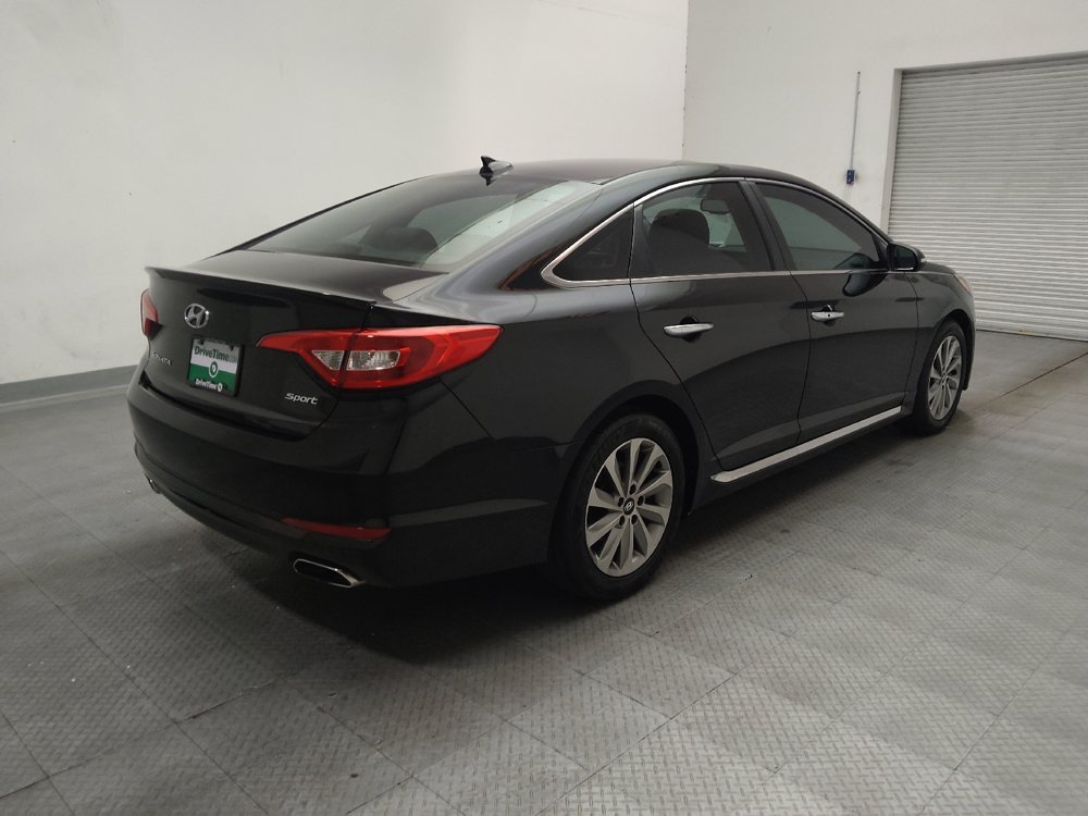 Used 2017 Hyundai Sonata Sport w/ Value Edition Package 02 FWD image 9