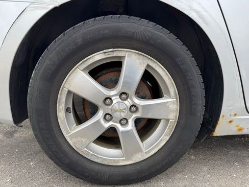 Used 2014 Chevrolet Cruze LT FWD image 31