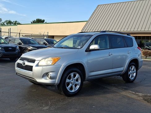 Used 2010 Toyota RAV4 Limited AWD/4WD image 3