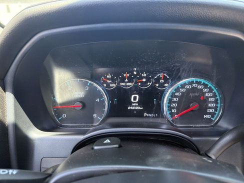 Used 2018 GMC Sierra 2500 Denali w/ Duramax Plus Package AWD/4WD image 37