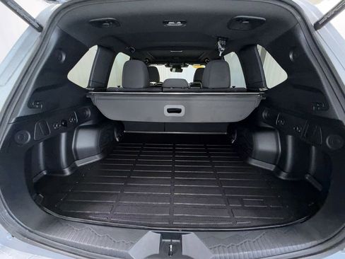 Used 2025 Subaru Forester Premium AWD/4WD image 16