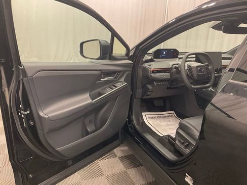 New 2026 Subaru Uncharted AWD image 18