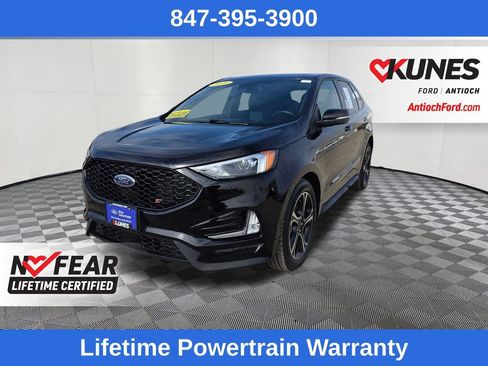 Used 2020 Ford Edge ST w/ Cold Weather Package image 3