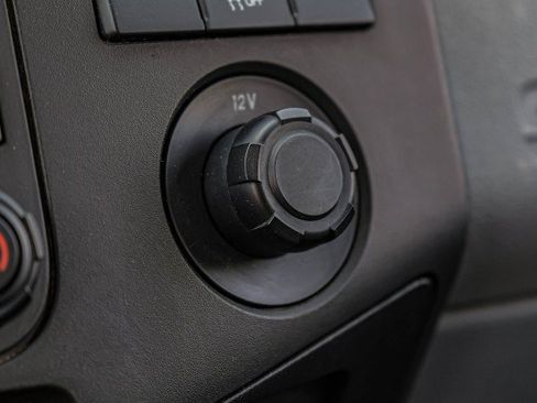 Used 2016 Ford F250 XL w/ Power Equipment Group RWD image 29