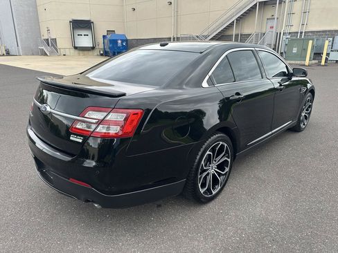 Used 2018 Ford Taurus SHO w/ Sho Performance Package AWD/4WD image 5
