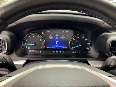 Certified 2020 Ford Explorer XLT w/ Equipment Group 202A image 18