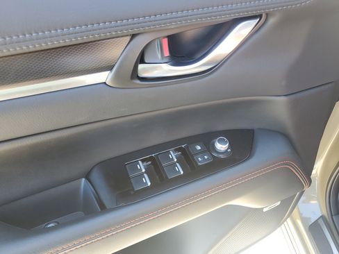 Used 2025 MAZDA CX-5 Carbon Edition image 15