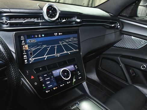 Used 2024 Maserati Grecale GT image 48