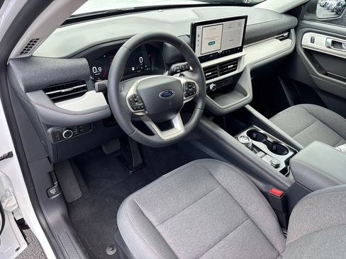 New 2026 Ford Explorer Active RWD image 15