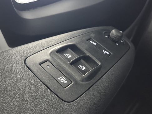 New 2026 RAM ProMaster 1500 w/ Convenience Group image 25