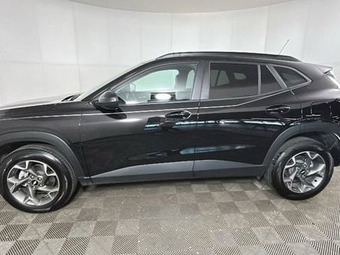 Used 2026 Chevrolet Trax LT w/ Driver Confidence Package FWD image 6