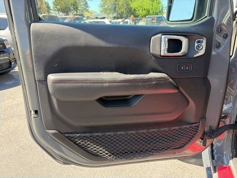 Used 2019 Jeep Wrangler Unlimited Rubicon image 13