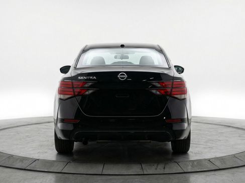 Used 2025 Nissan Sentra S image 7