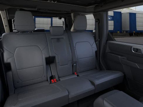 New 2026 Ford Bronco Outer Banks w/ Sasquatch Package image 11