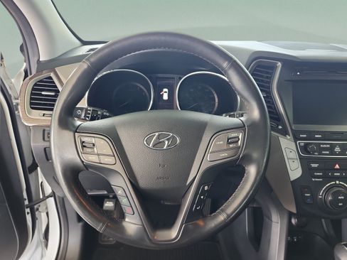 Used 2017 Hyundai Santa Fe Sport FWD image 9