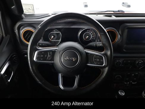 Used 2020 Jeep Gladiator Mojave w/ Cold Weather Group AWD/4WD image 7