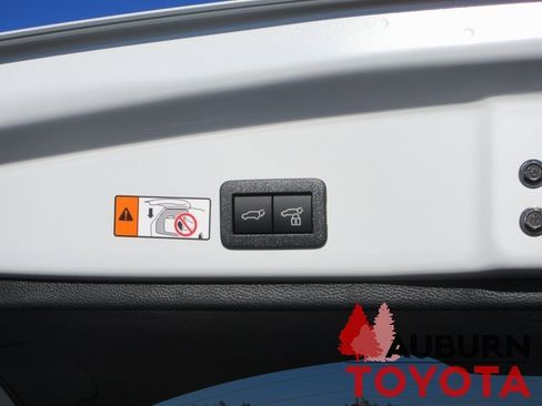 New 2026 Toyota Corolla Cross XLE image 5