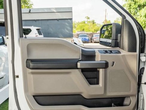 Used 2020 Ford F150 XLT w/ Trailer Tow Package AWD/4WD image 17