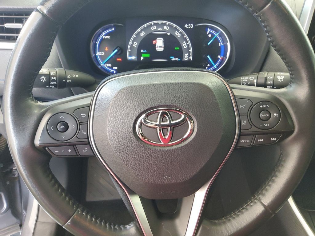 Used 2019 Toyota RAV4 XSE w/ XSE Weather Package AWD/4WD image 9