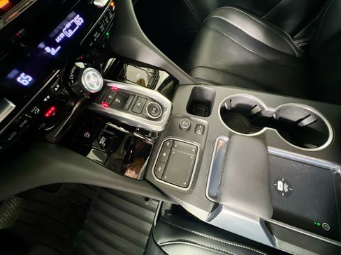 Used 2023 Acura MDX FWD w/ Technology Package image 26