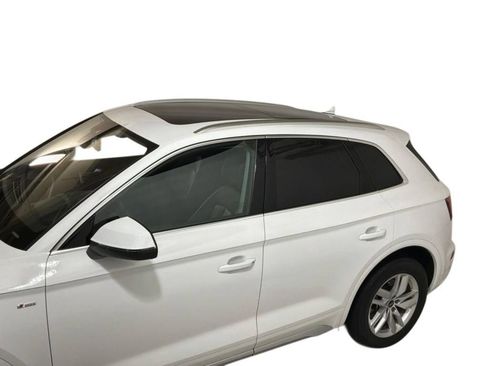 Used 2023 Audi Q5 2.0T Premium w/ Convenience Package AWD/4WD image 22
