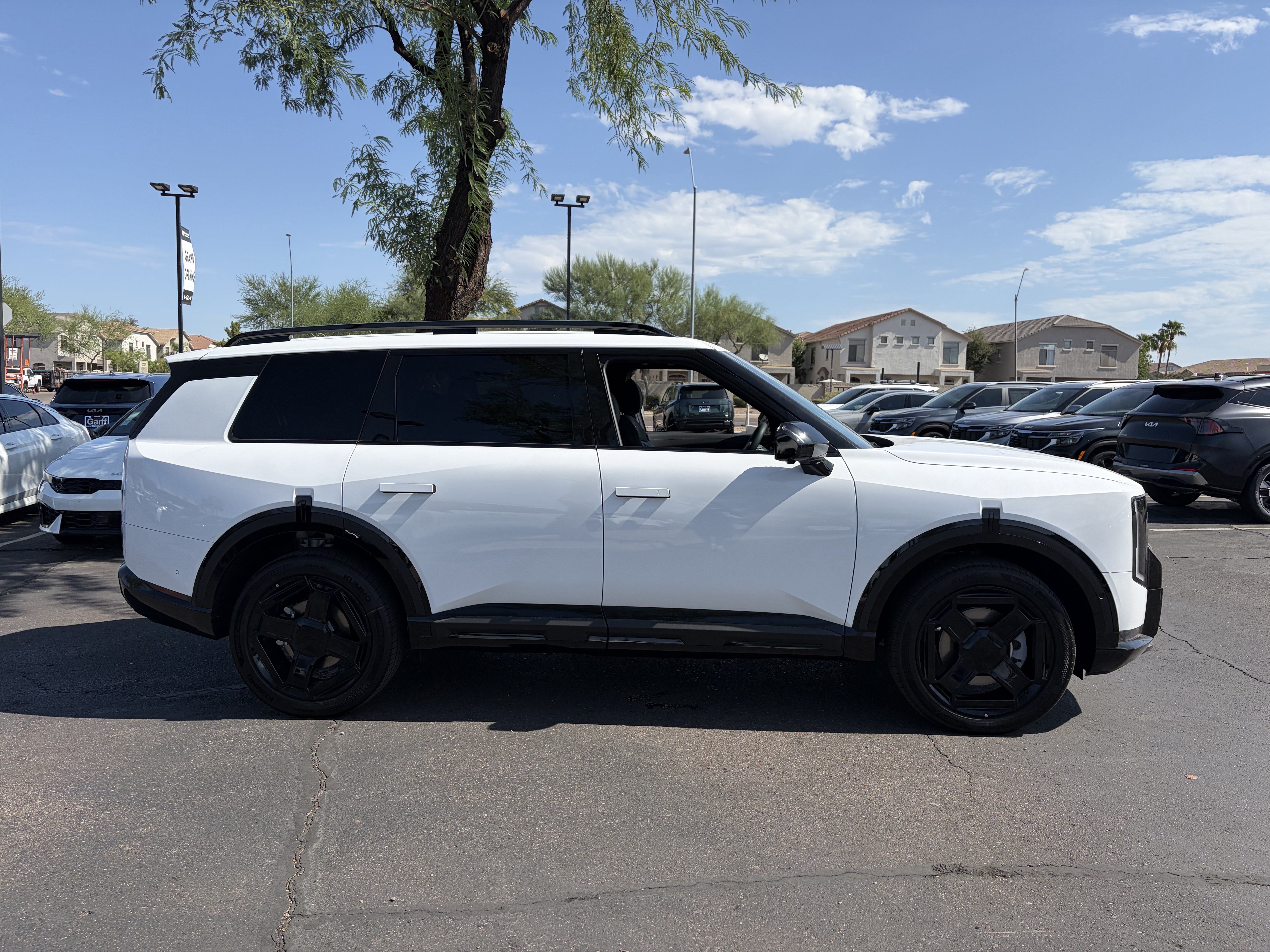 New 2027 Kia Telluride X-Line SX Prestige w/ Towing Package AWD/4WD image 2