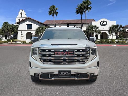 Used 2024 GMC Sierra 1500 Denali RWD image 6