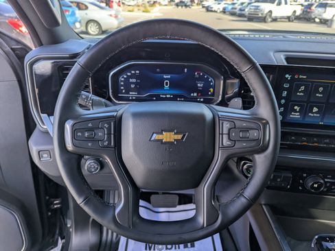 Certified 2024 Chevrolet Silverado 1500 High Country w/ Technology Package image 16