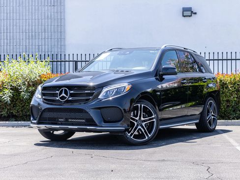 Used 2018 Mercedes-Benz GLE 43 AMG 4MATIC image 3