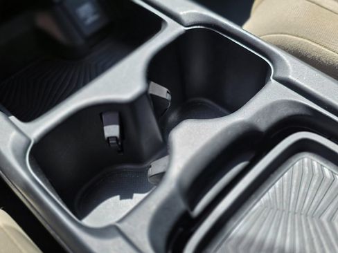 Used 2017 Honda CR-V LX image 42