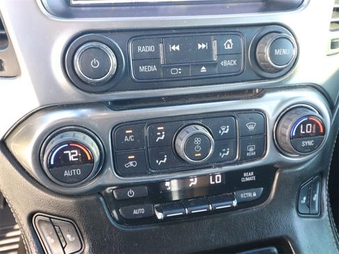 Used 2019 Chevrolet Tahoe LT w/ LT Signature Package image 21