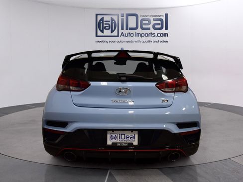 Used 2021 Hyundai Veloster N image 3