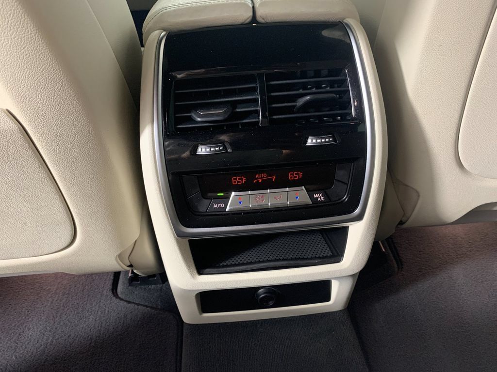 Used 2021 BMW X5 sDrive40i w/ Premium Package RWD image 32