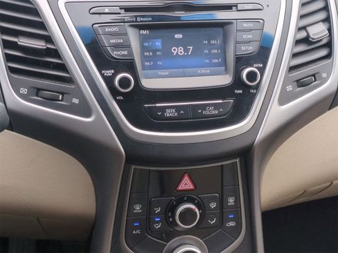 Used 2015 Hyundai Elantra SE w/ Option Group 02 image 27